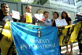 Amnesty calls on Myanmar to release more political prisoners